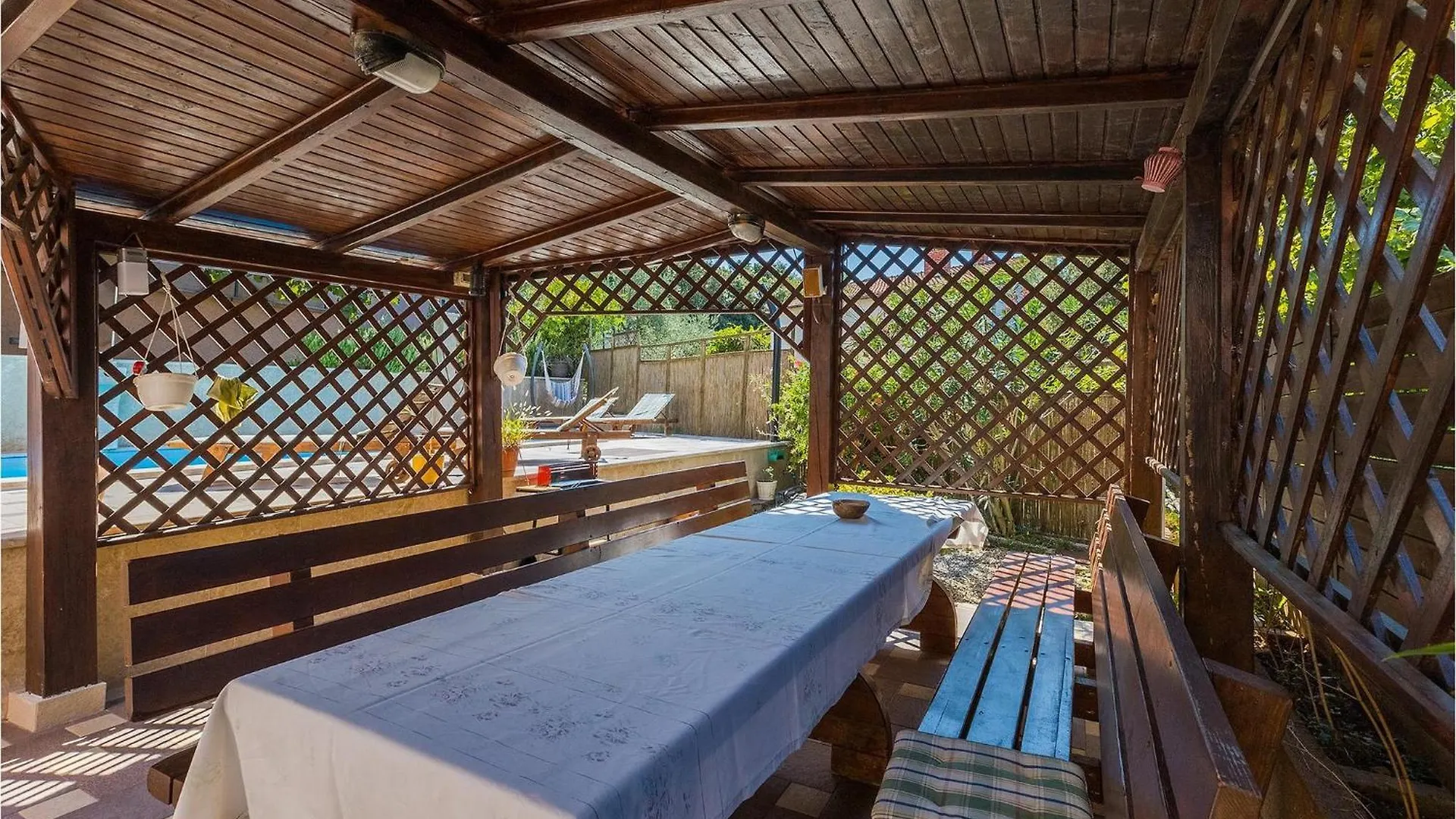 Villa Holiday Pula 0*,  Croatia