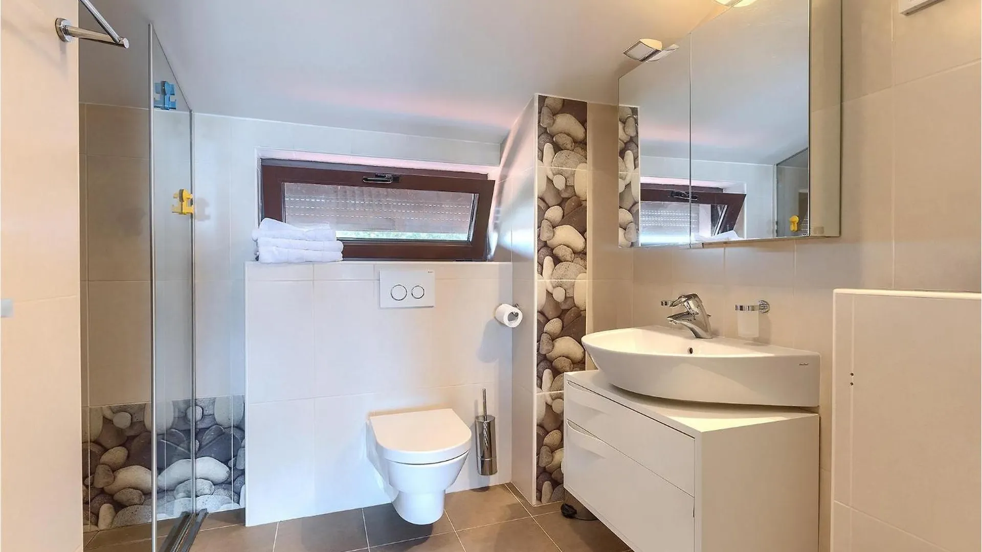 Villa Holiday Pula 0*,  Croatia